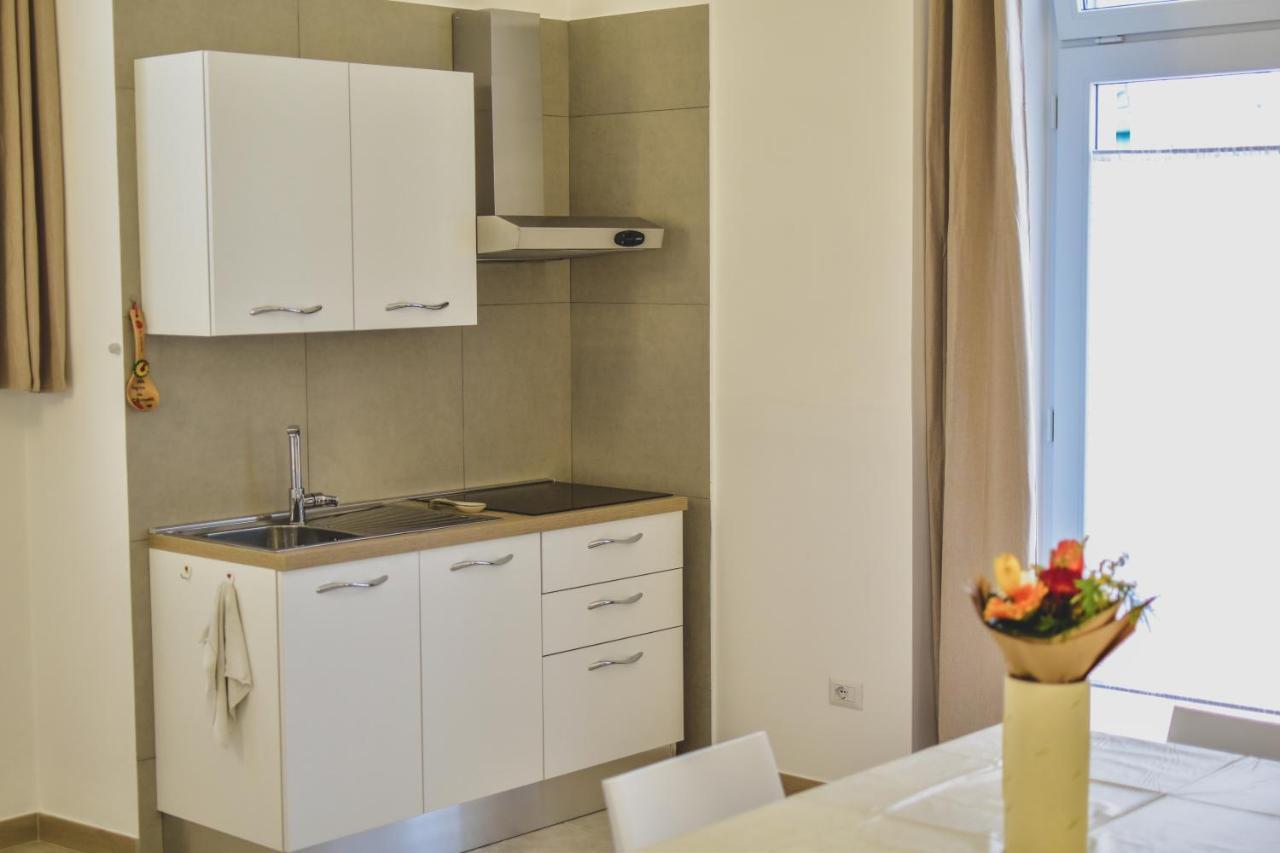 Nel Mar Casa Vacanze Giovinazzo Exterior foto